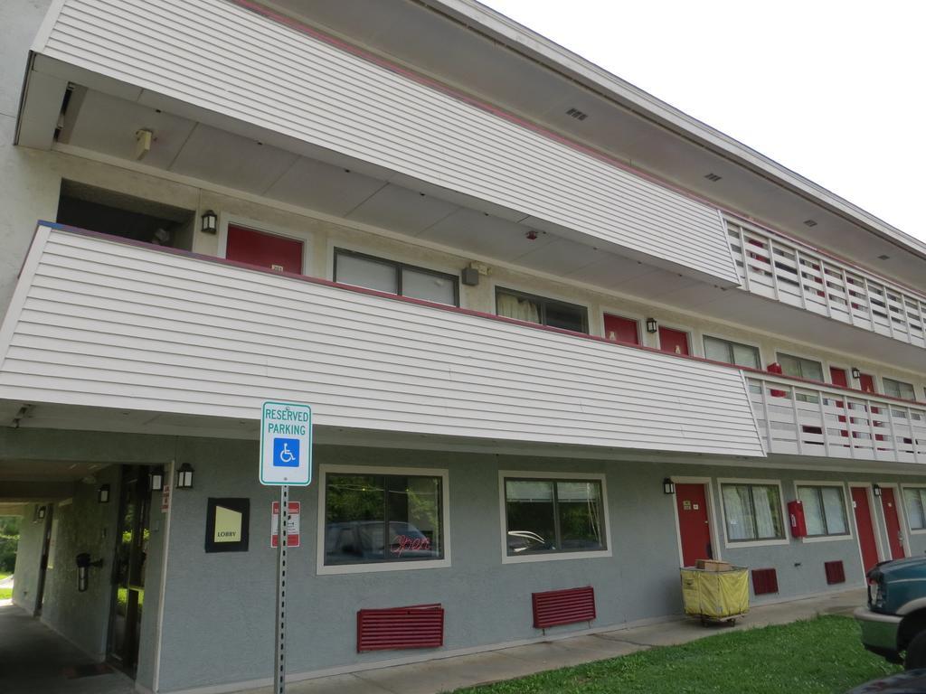A2C Budget Hotel Атланта Экстерьер фото