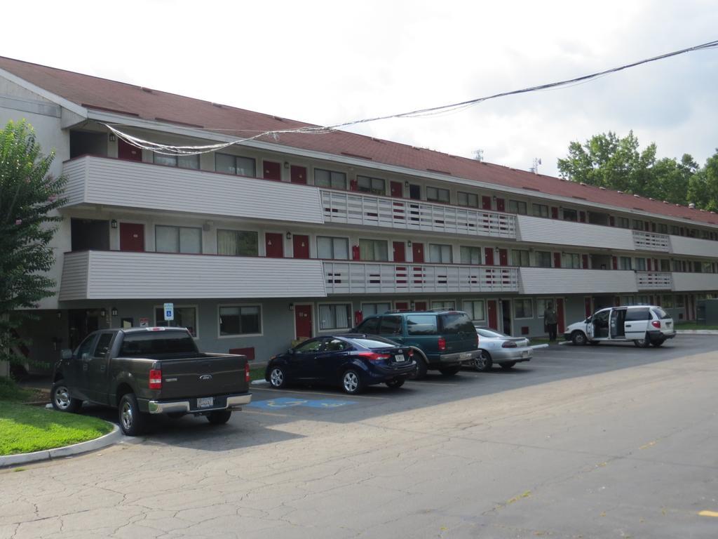 A2C Budget Hotel Атланта Экстерьер фото